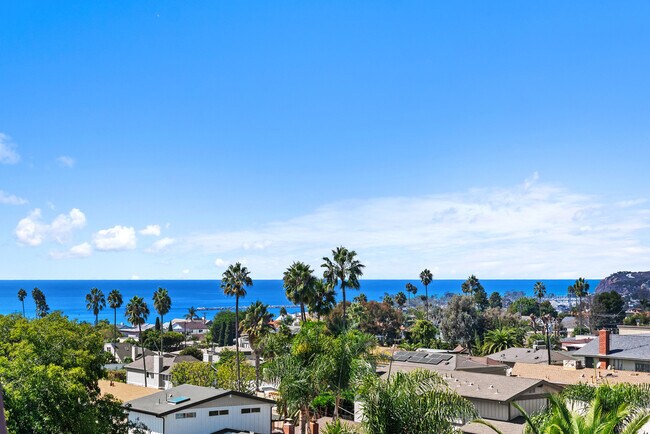 Building Photo - 26509 Via Sacramento