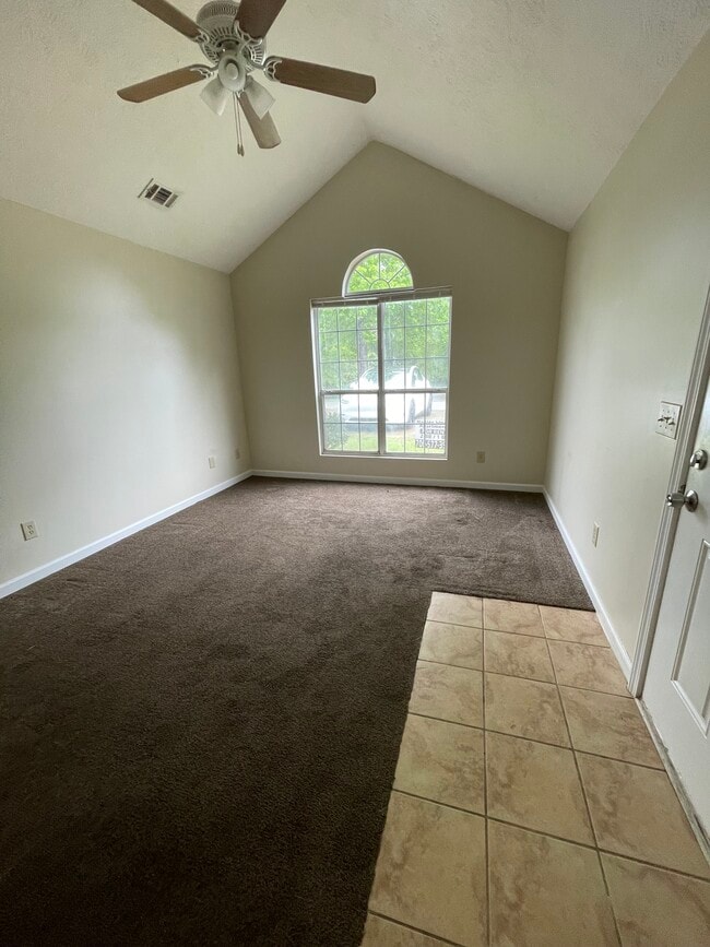 Living room - 2930 Lee Rd 430