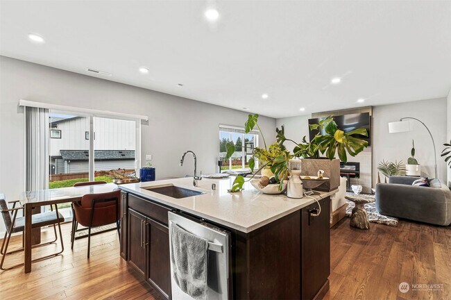 Building Photo - 2019 8th Pl