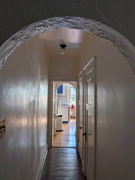 Hallway to kitchen - 4303 Andover Ter