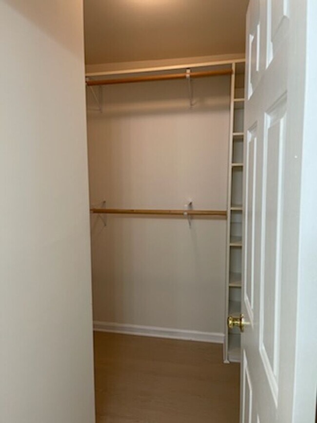 Building Photo - 4136 Hummel Way