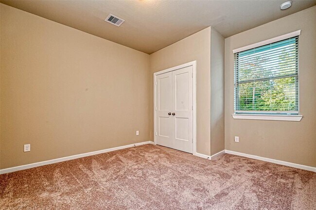 Building Photo - 493 Longleaf Pine Dr