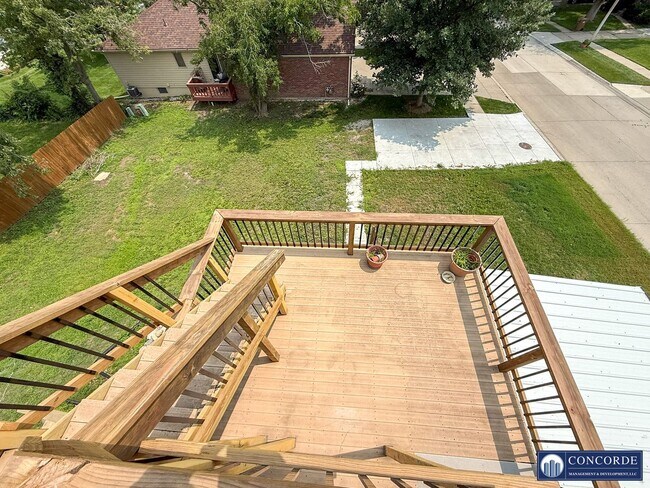 Building Photo - 3210 S 48th St