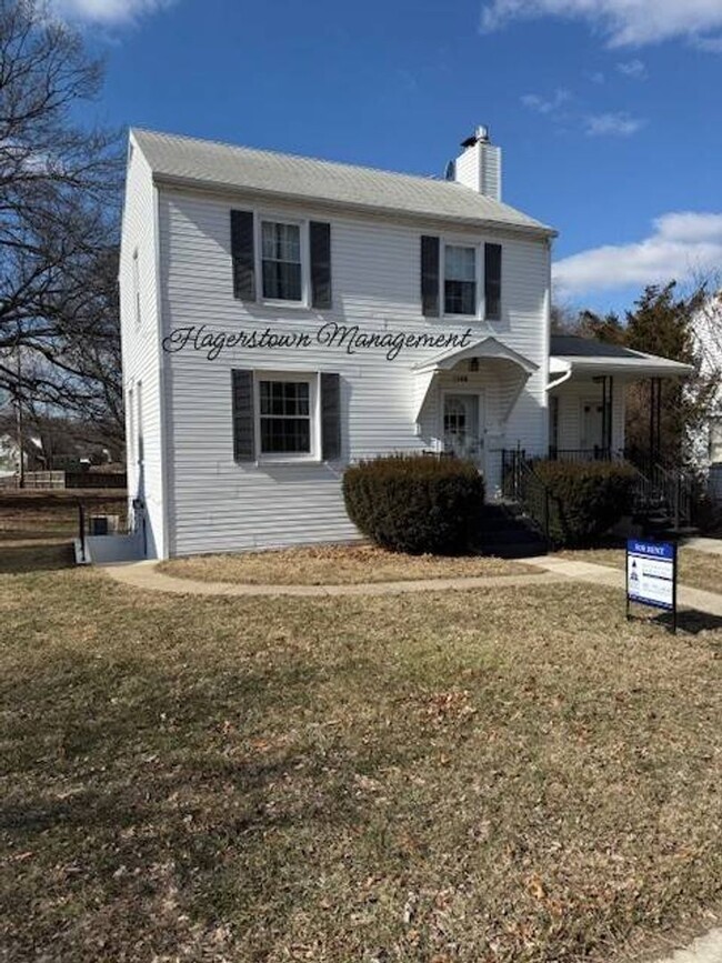 Building Photo - Single Family Home in North End