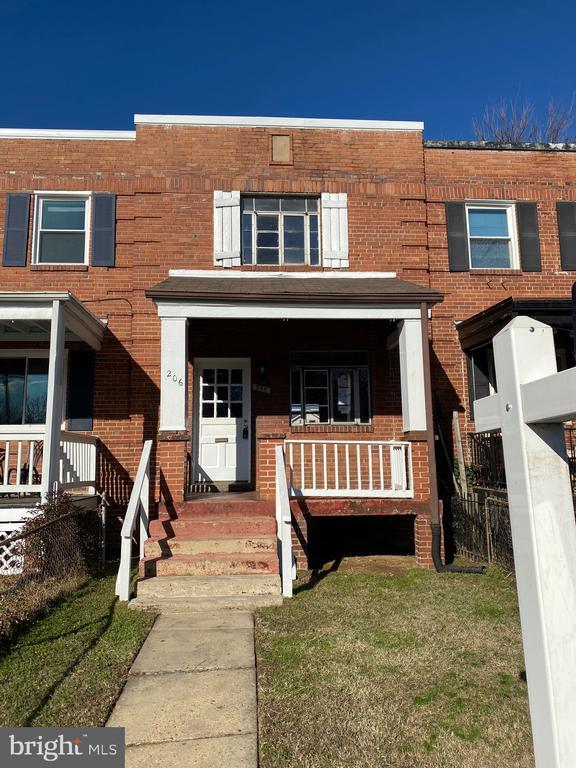 Primary Photo - 206 Lynhaven Dr