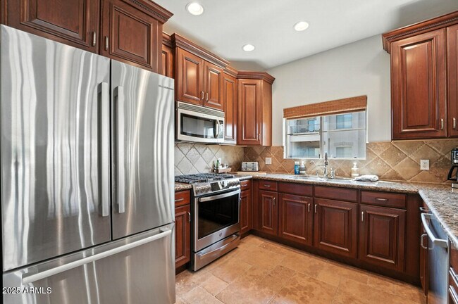 Building Photo - 5350 E Deer Valley Dr