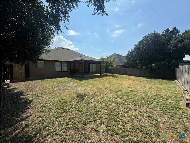 Building Photo - 2062 N Ranch Estates Blvd