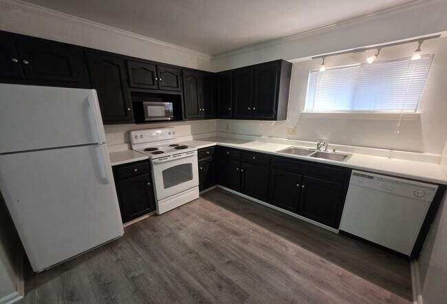 Building Photo - 3914 Watermelon Rd