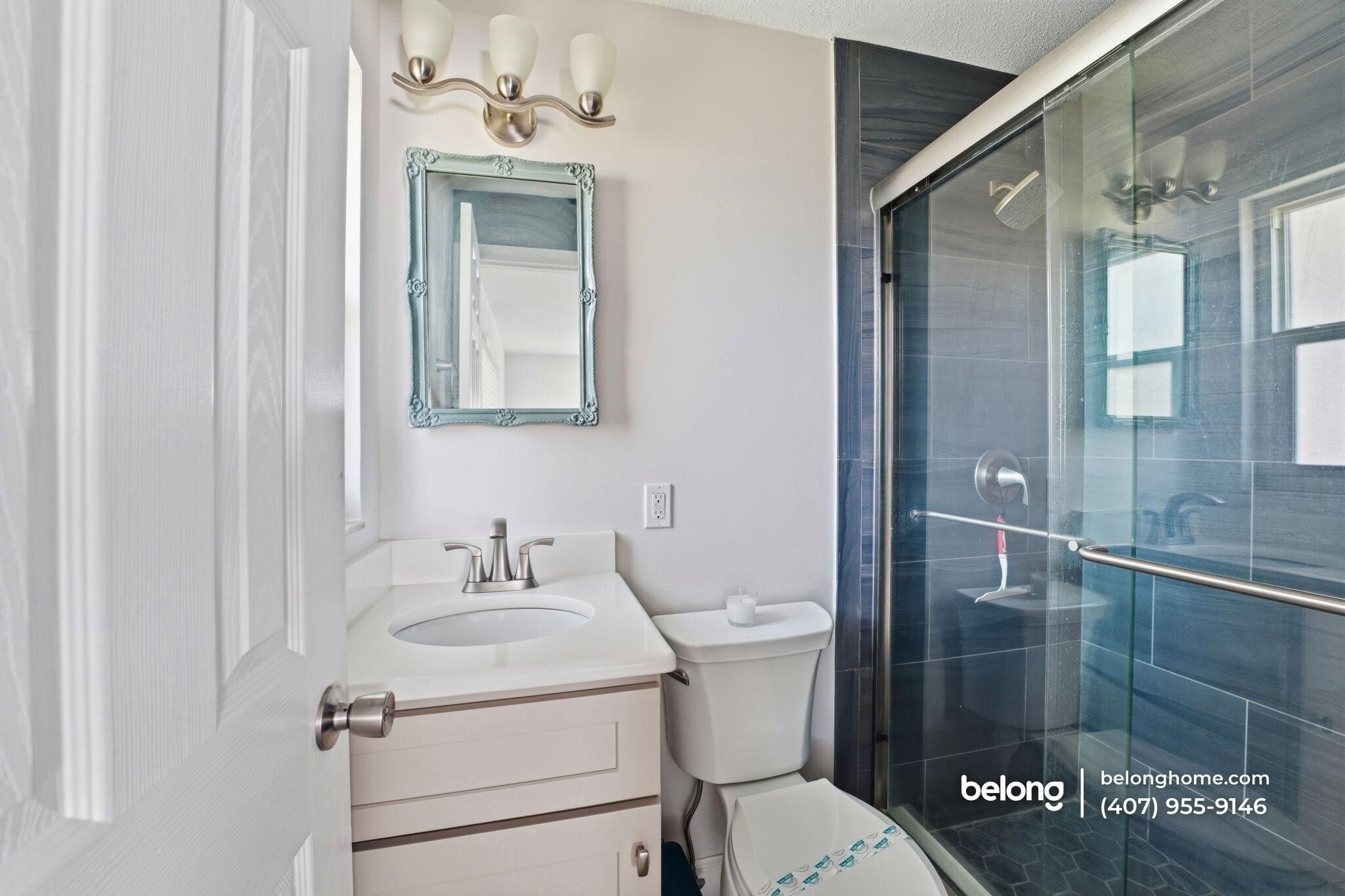 Building Photo - 2020 Oriole Ln