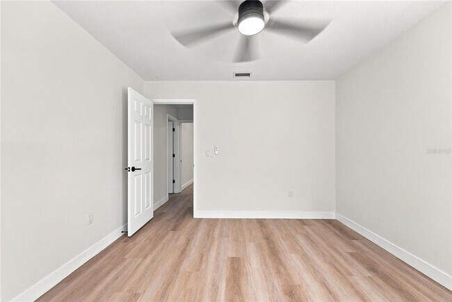 Building Photo - 2405 Appaloosa Cir