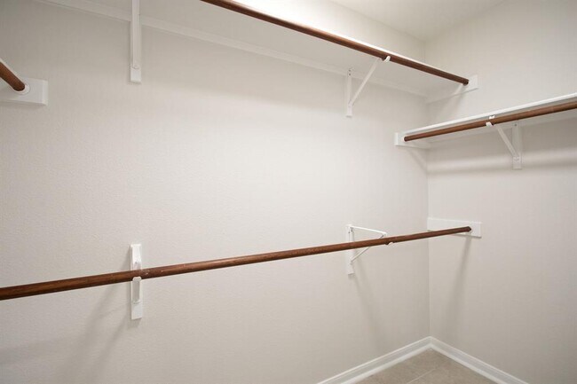 Building Photo - 809 Deercreek Ln