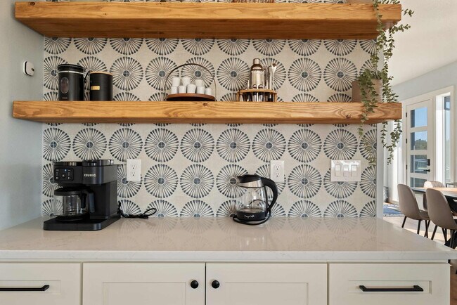 Building Photo - 1288 Cohasset Crest N