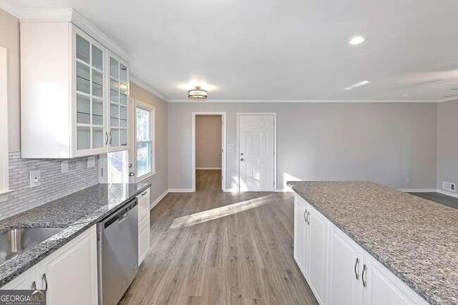 Building Photo - 145 Billy Ln