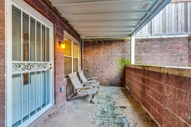 Building Photo - 1429 Clifton St NW