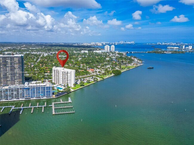 Building Photo - 880 NE 69th St