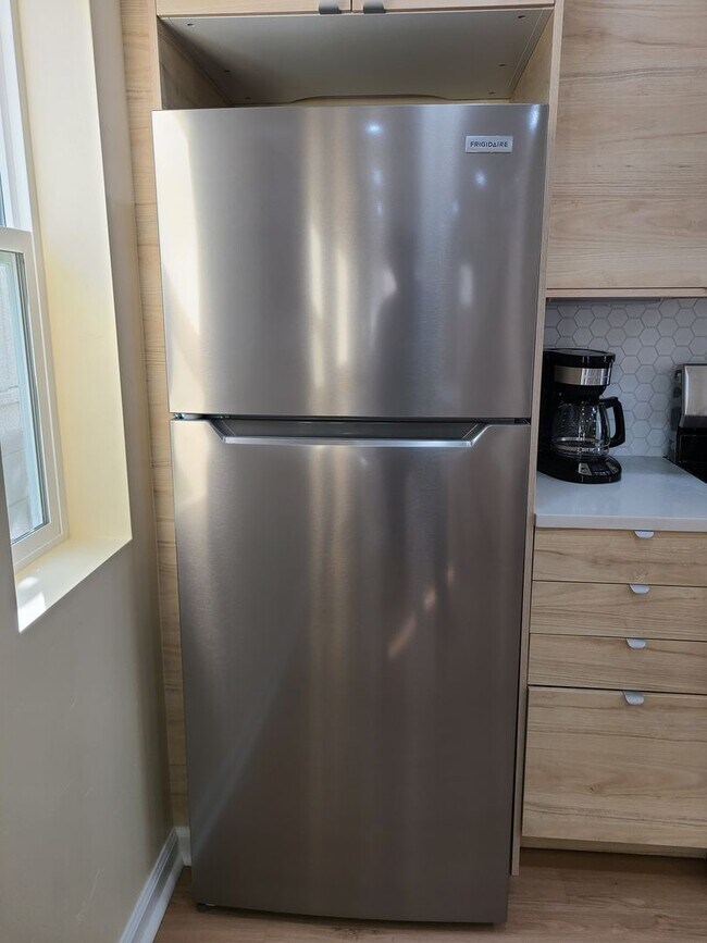 Building Photo - New built and fully furnished 2 bed 2. 5 baths in Point Loma