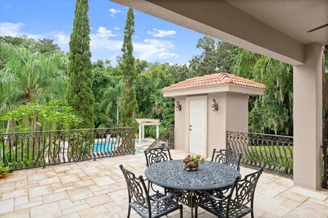 Building Photo - 12 Tidewater Dr