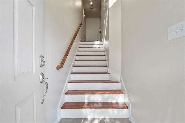 Building Photo - 2524 Jacobson Dr