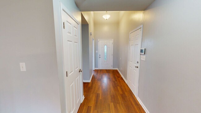 Building Photo - 4 Bedrooms in Established Hope Mills Commu...