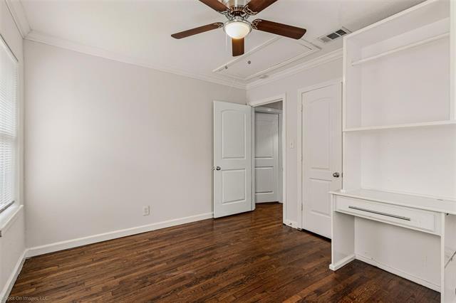 Building Photo - 1006 Briarwood Dr