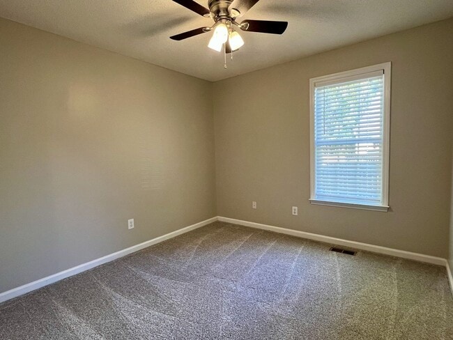 Building Photo - 301 Stargate Rd