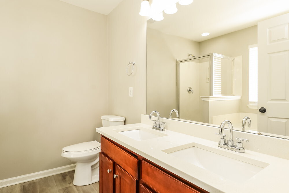 Building Photo - 1421 Jordans Pond Ln