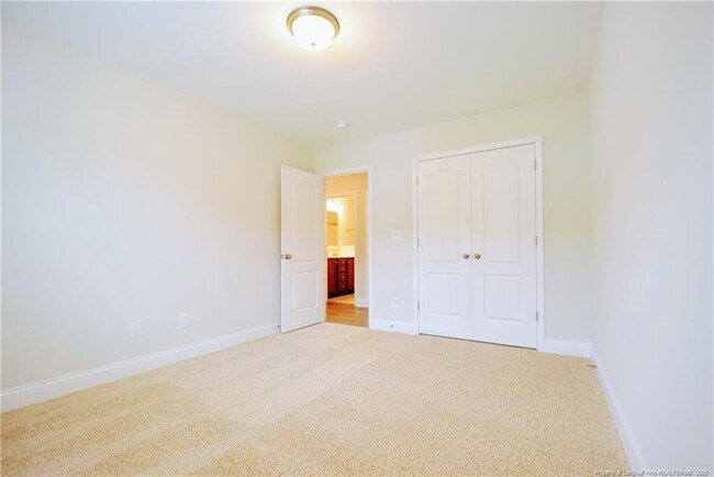 Building Photo - 138 Cromwell Ct