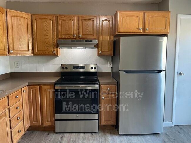 Building Photo - 1464 Monopoly Dr