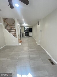 Building Photo - 119 S Arlington Ave