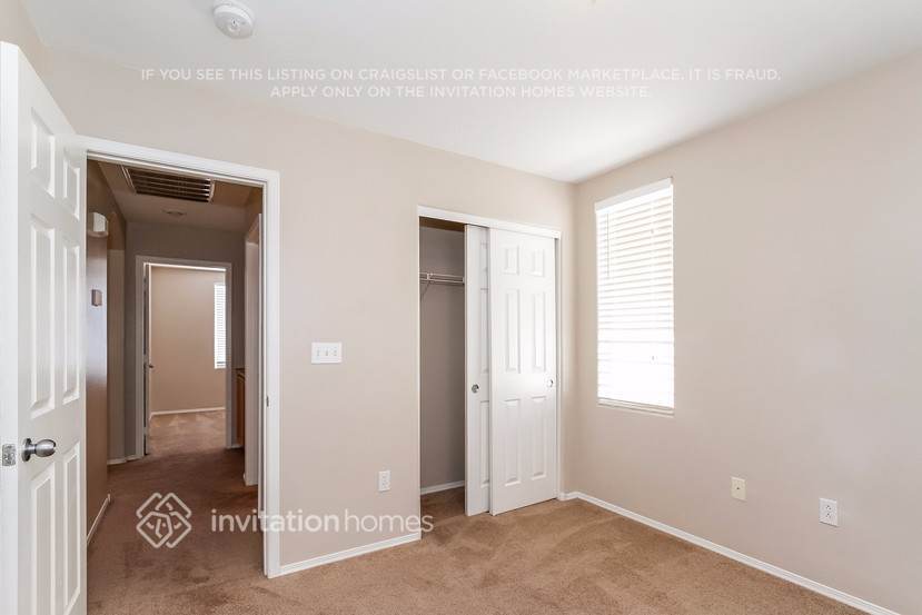 Building Photo - 6554 E Coronado Canyon Ave