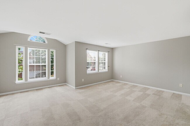 Building Photo - Experience the perfect blend of comfort, style, and functionality in this beautifully designed fo...