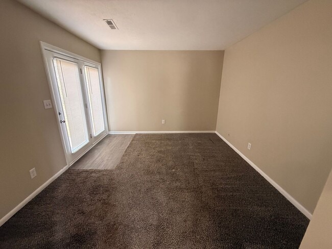 Building Photo - HOME IN BULLITT COUNTY-Hillview