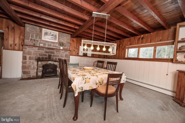 Building Photo - 6106 Lower York Rd