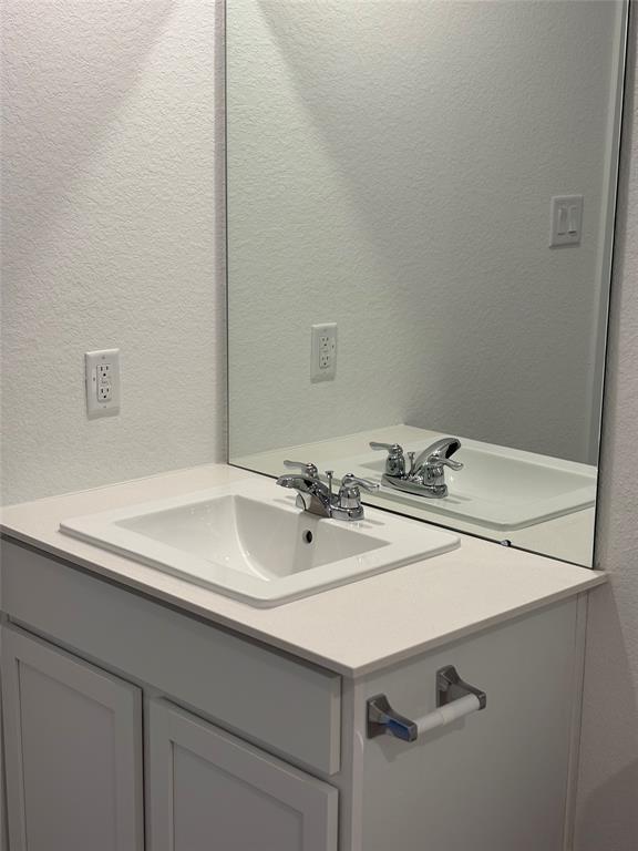 Building Photo - 28743 Texas Plns Dr