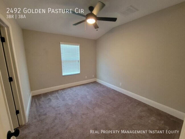 Building Photo - 2492 Golden Pasture Cir