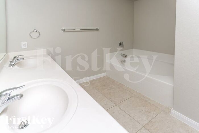 Building Photo - 6248 Jasper Lake Dr