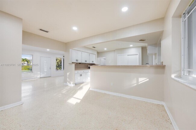 Building Photo - 9340 SW 174th St