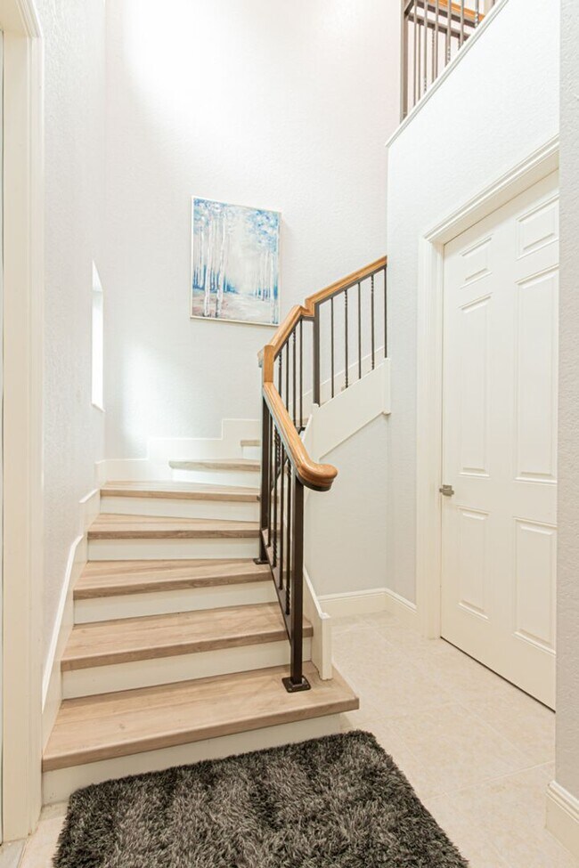 Building Photo - Seasonal Fully Furnished Home in Fiddler's Creek - AVAIL JAN-APRIL