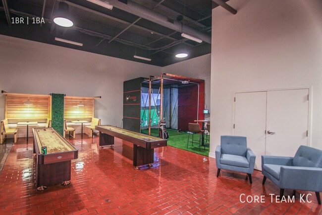 Building Photo - 1180 E 30th St