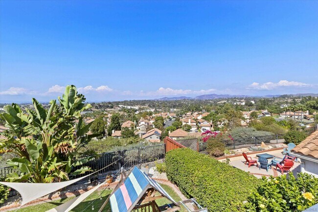 Building Photo - 3718 Via Las Villas