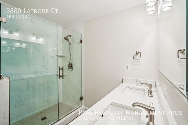 Building Photo - 3800 Latrobe Ct