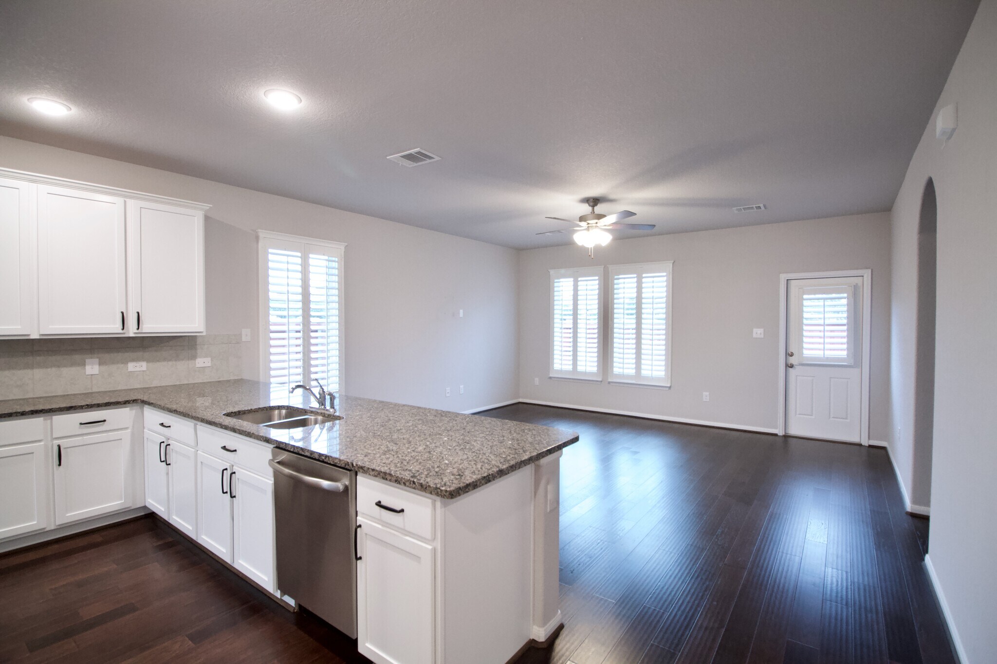 Building Photo - 383 Leadtree Loop