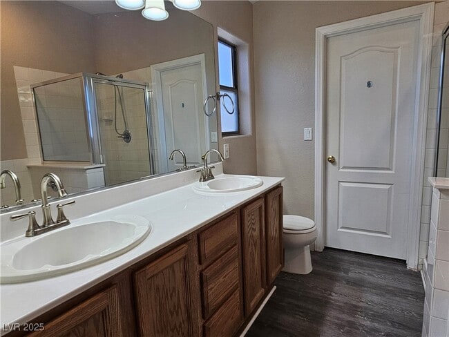 Building Photo - 616 W Blackbird Knoll Ct
