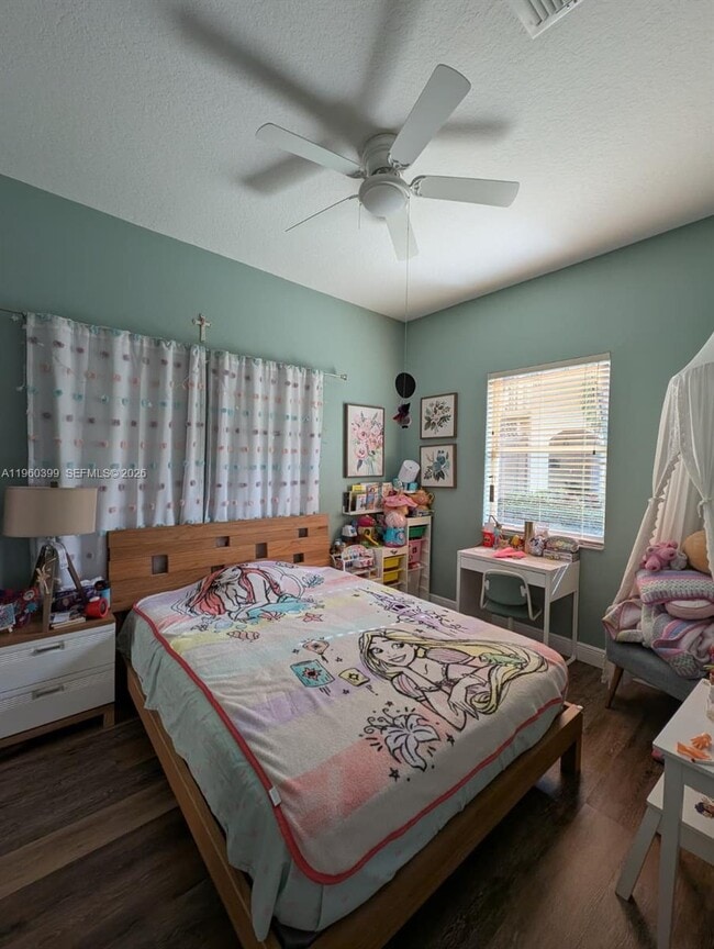 Building Photo - 4427 NW 41st Pl