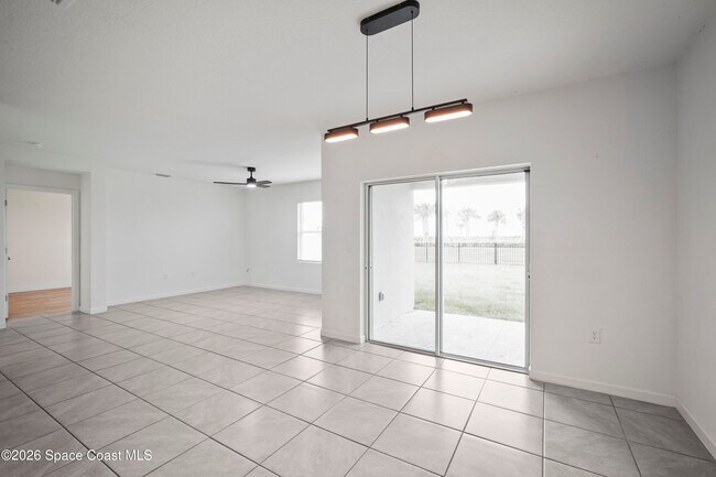 Building Photo - 1065 Dugan CIR SE