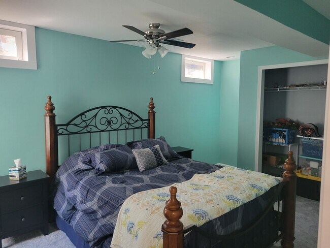 Building Photo - Gorgeous 4,000sqft  5-bed 3.5-bath Home near Chantilly Economic corridor