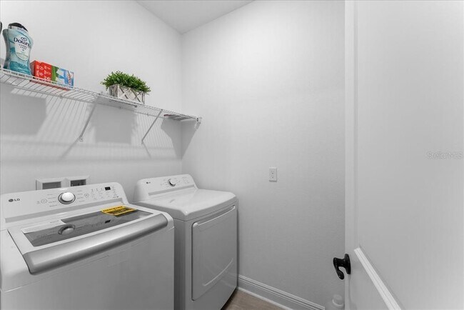 Building Photo - 4853 Cragmere Lp