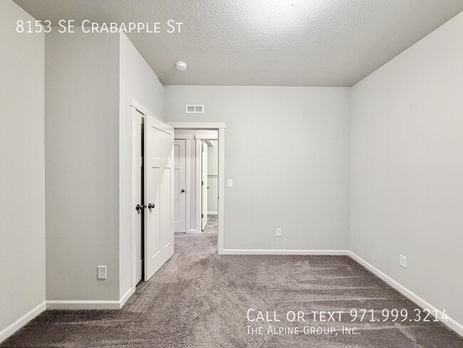 Building Photo - 8153 SE Crabapple St