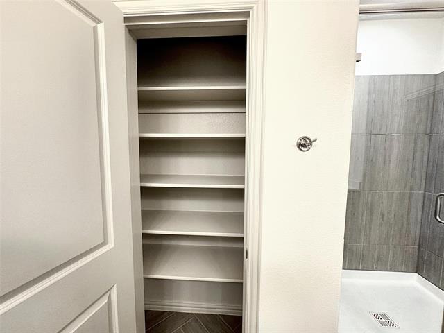 Building Photo - 4517 Bishop St