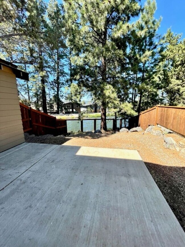 Building Photo - Flowing Water Way Duplex - 20138-FLOW-00